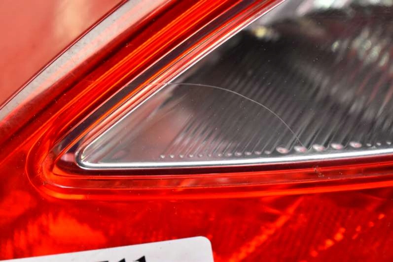 фото №10, Лампа правая задняя задняя mazda 2 de 5d 07-10