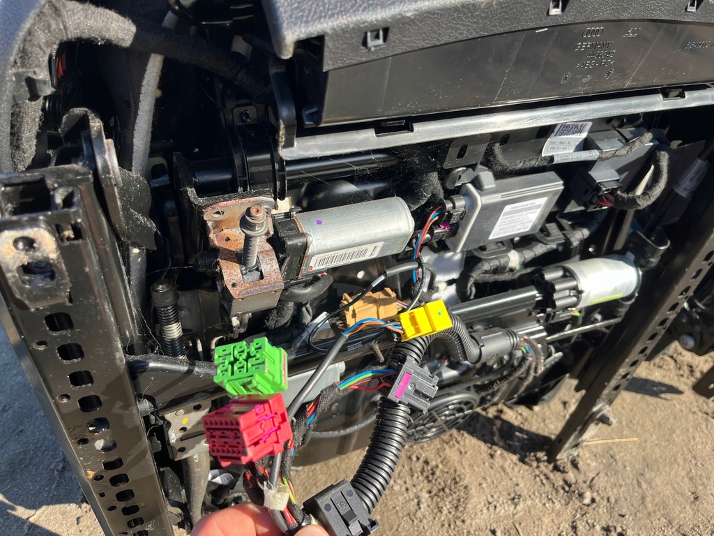 фото №15, Сиденья заднее сиденье кожа чёрные электрический вентилируемые подогрев a7 4g