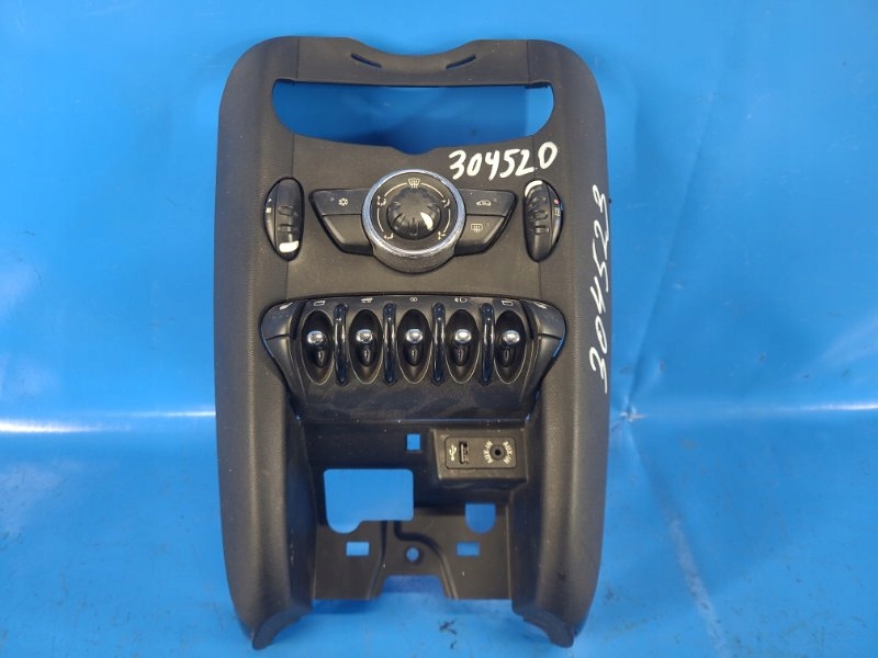 Купити Модуль керування обігрів mini cooper s r57 09-15 64113456812