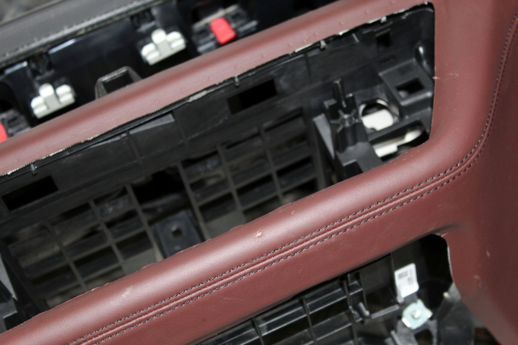 фото №8, Bmw 7 g11 g12 lift приборная панель individual панель  кожа