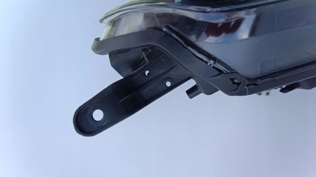 фото №13, Toyota yaris iii 3 lift 14-17 лампа левая перед eu