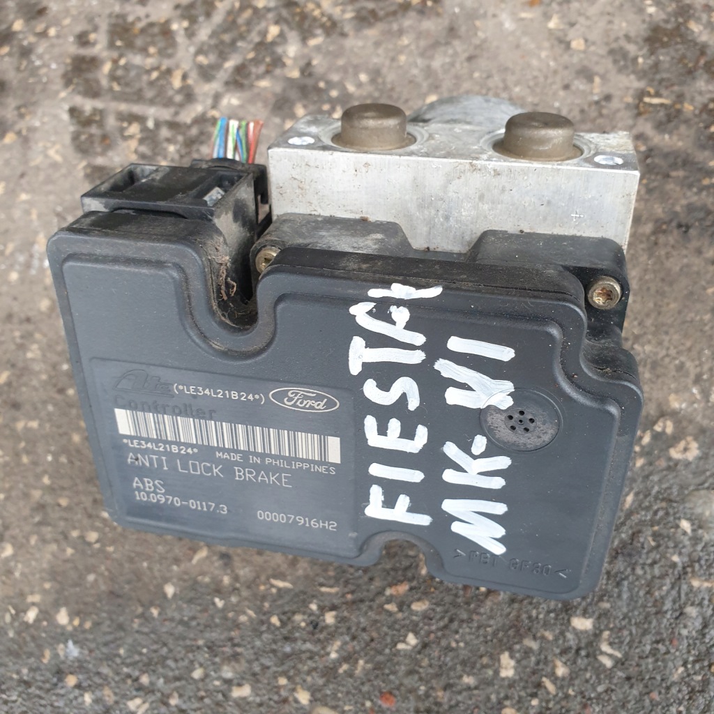 Купити Насос abs ford fiesta mk6 2002-2008 d461437a0a 4s612m110cd оригінал