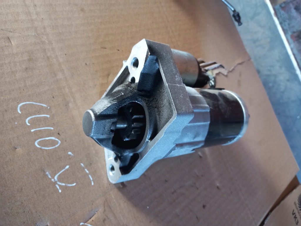 фото №3, Clio v 1.5bdci стартер 233008887r