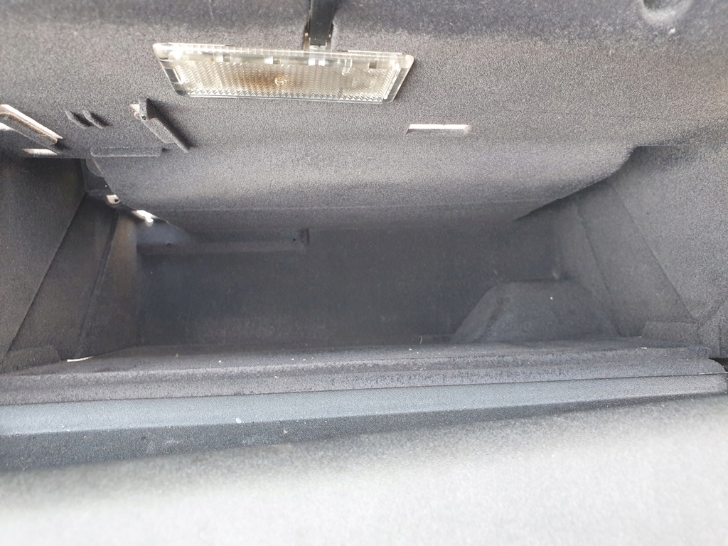 фото №10, Бардачок полка пассажира с панели приборной панели volvo s80 ii оригинальный номер eu 39810153