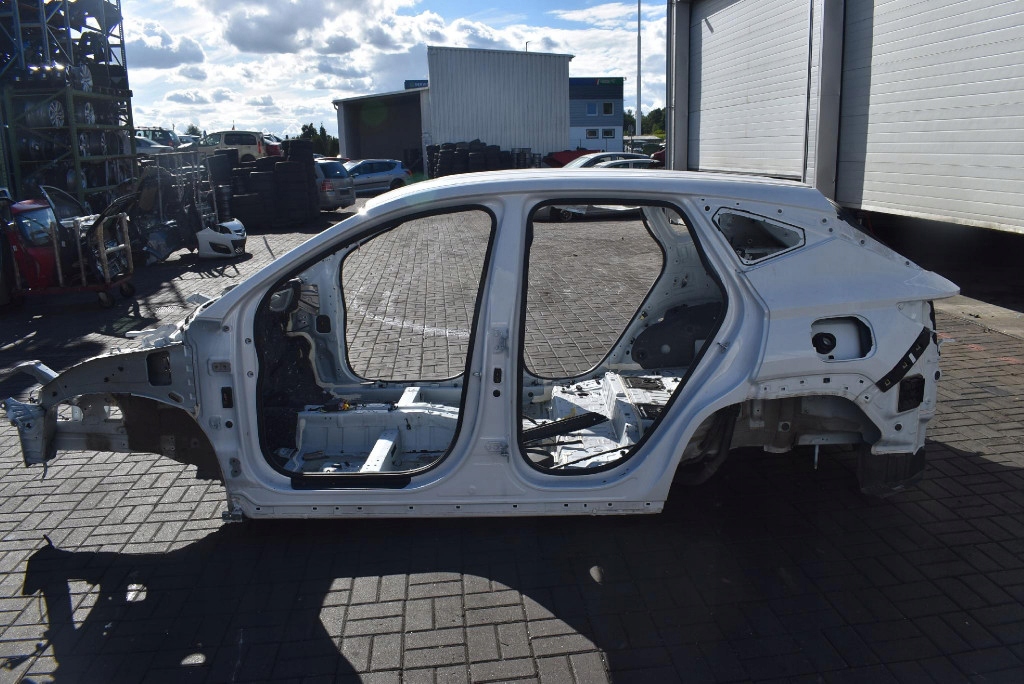 Четверть крыло  левый правый  задний лонжерон стойка  порог hyundai tucson 4 iv Киев