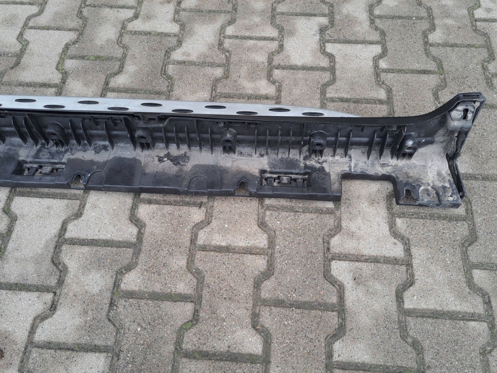 фото №9, Порог правый mercedes glc amg x253 c253 a253 15-22