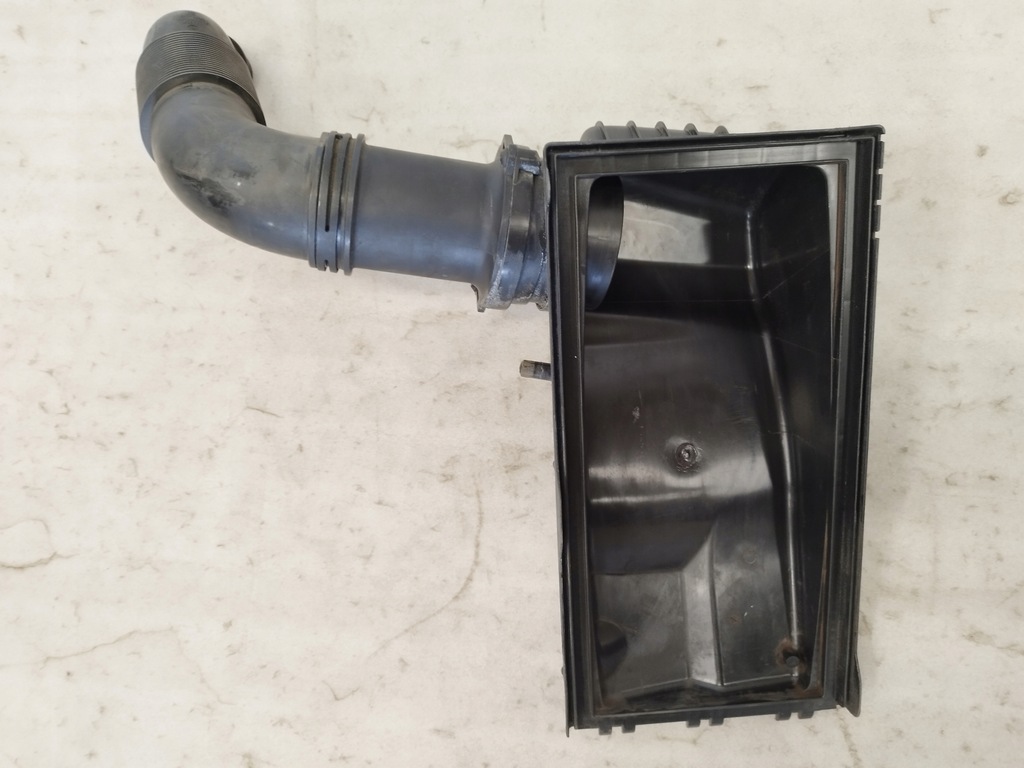 фото №9, Audi q7 4l uk крышка корпус фильтра воздуха 7l6129601q