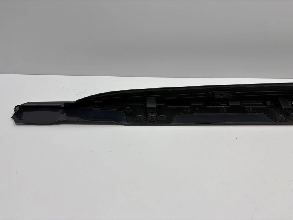 Seat cupra born 10e поріг накладка поріг права 10e853856a Ціна