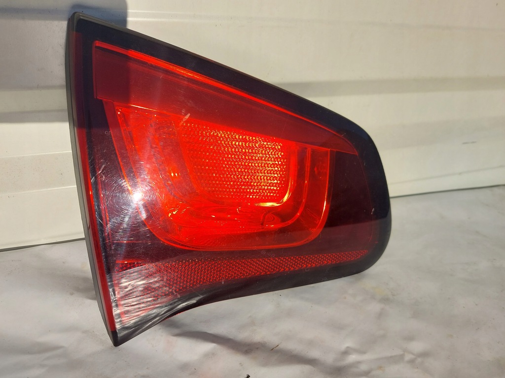 фото №1, Лампа w крышка левый задняя citroen c3 ii eu