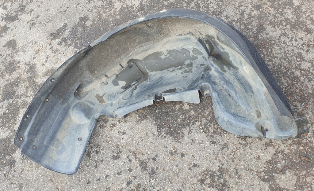 фото №1, Подкрылок защита правое задние bmw 5 e61 7143261 оригинальный номер