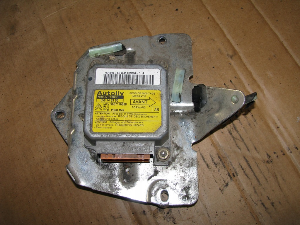 Купити Citroen berlingo partner датчик подушка безпеки 9637176880