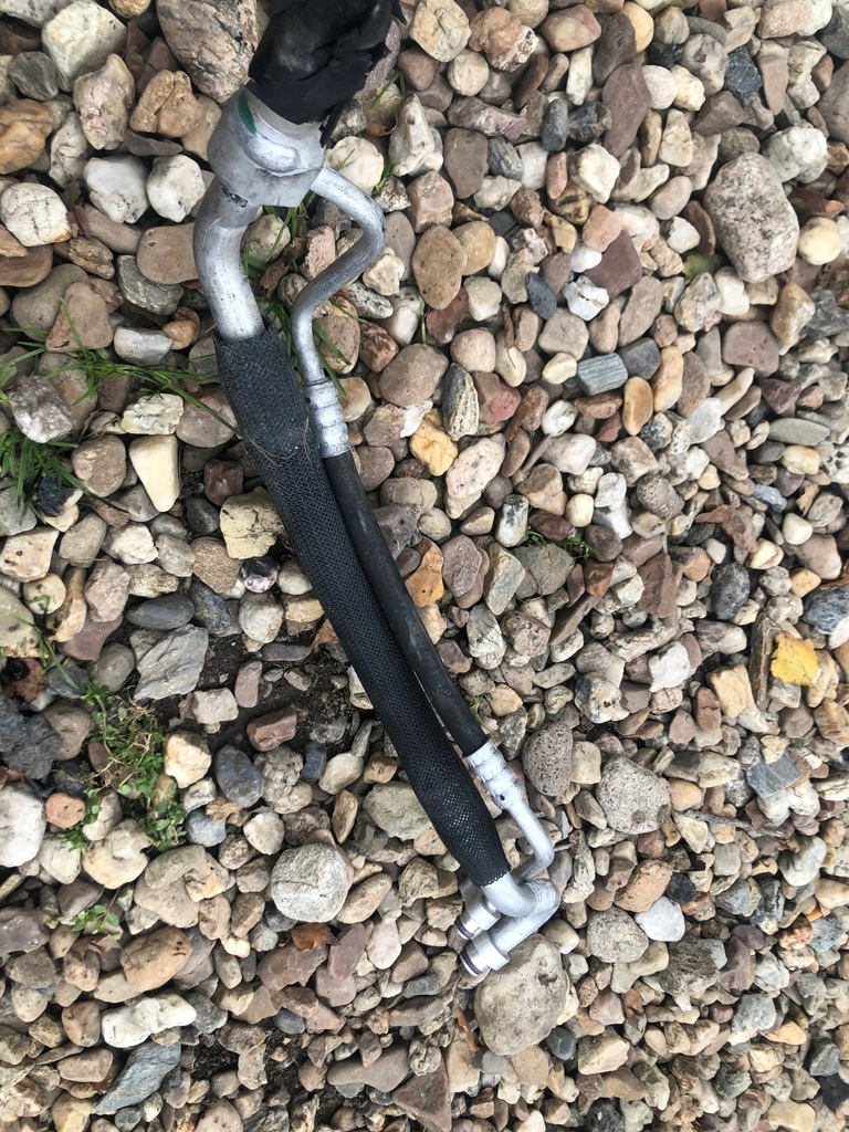 фото №4, Mercedes w204 шланг кондиціонера a2048304716