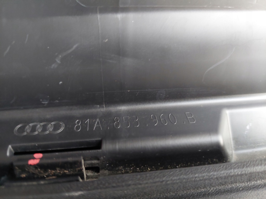 фото №11, Молдинг дверь - правый перед - audi q2 - 81a