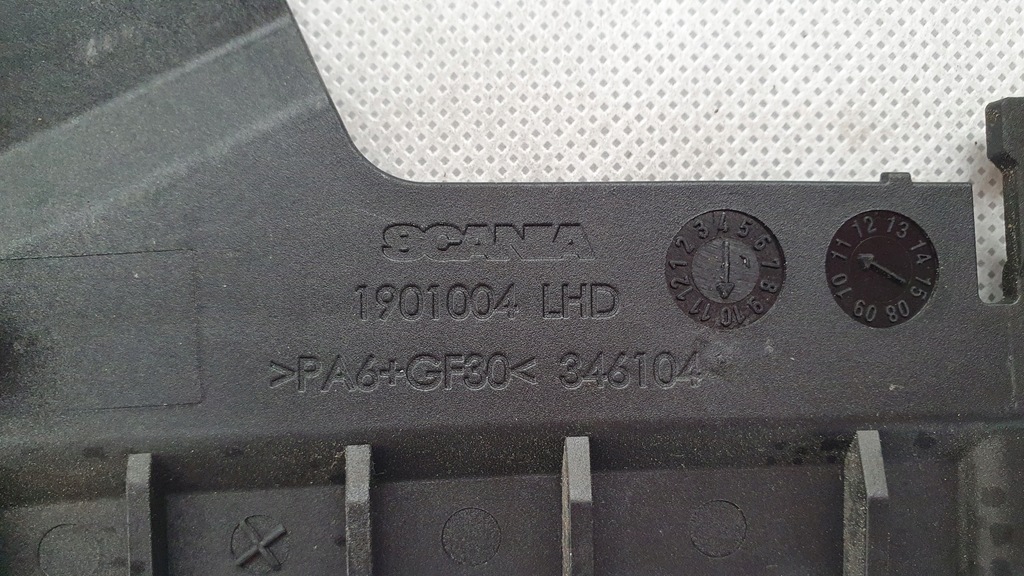 фото №3, Рамка кронштейн панелі приладової панелі scania r xpi 1901004