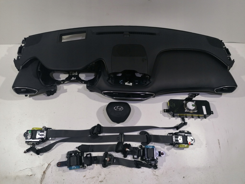 фото №1, Hyundai santa fe iv 2019 приборная панель консоль подушка безопасности ремни