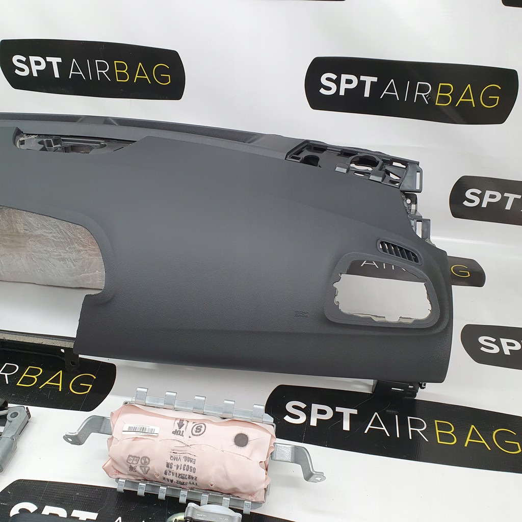 фото №4, Kadjar приборная панель консоль подушки безопасности ремни подушка безопасности