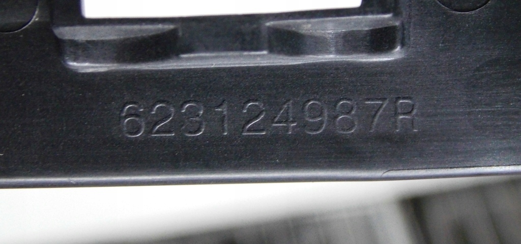 фото №9, Megane iv кронштейн решётка левый правый 623123043r