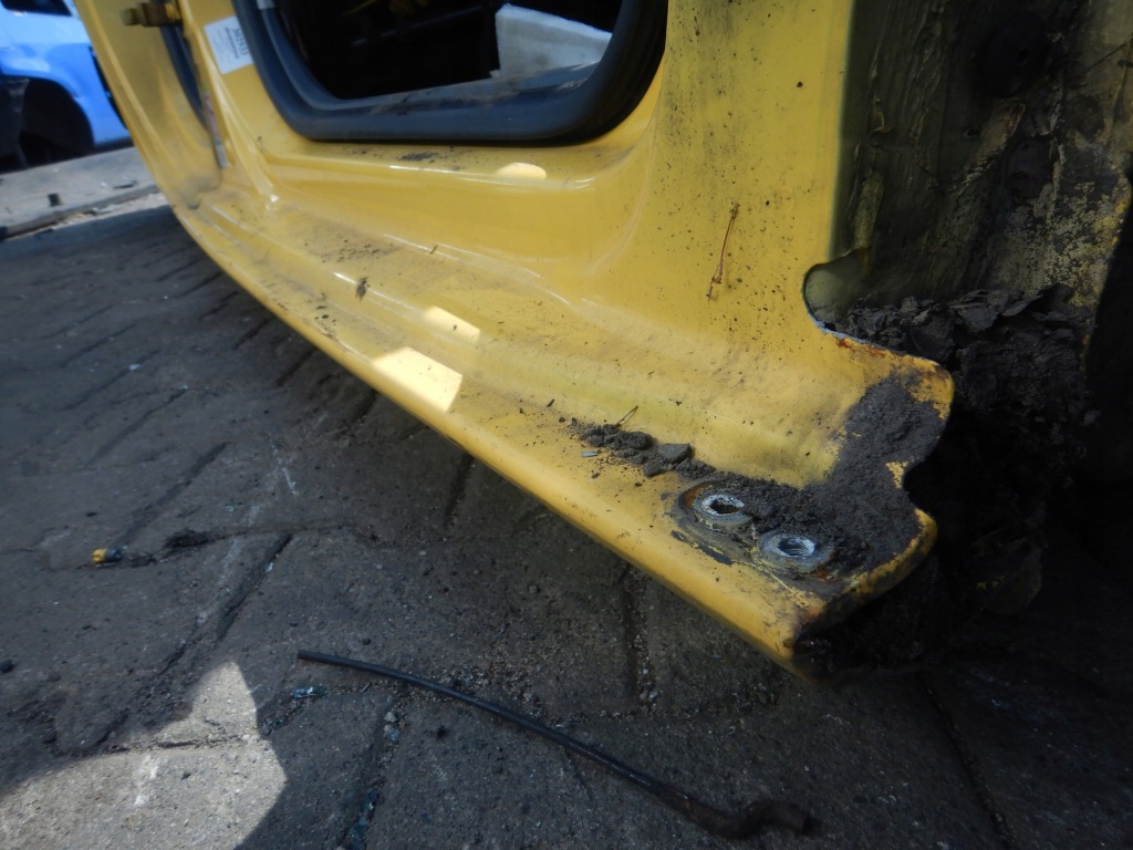 Seat ibiza iv 6j hb 5d порог правый  стойка  четверть Доставка