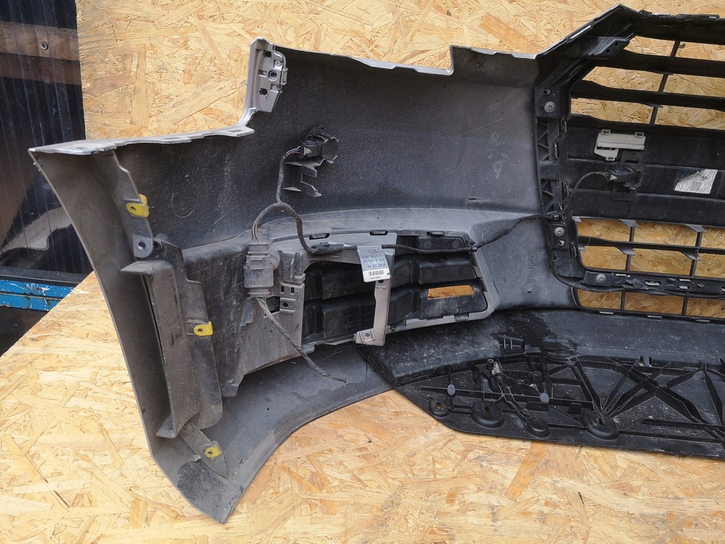 фото №14, Audi a4 b9 бампер перед 4pdc омивачі