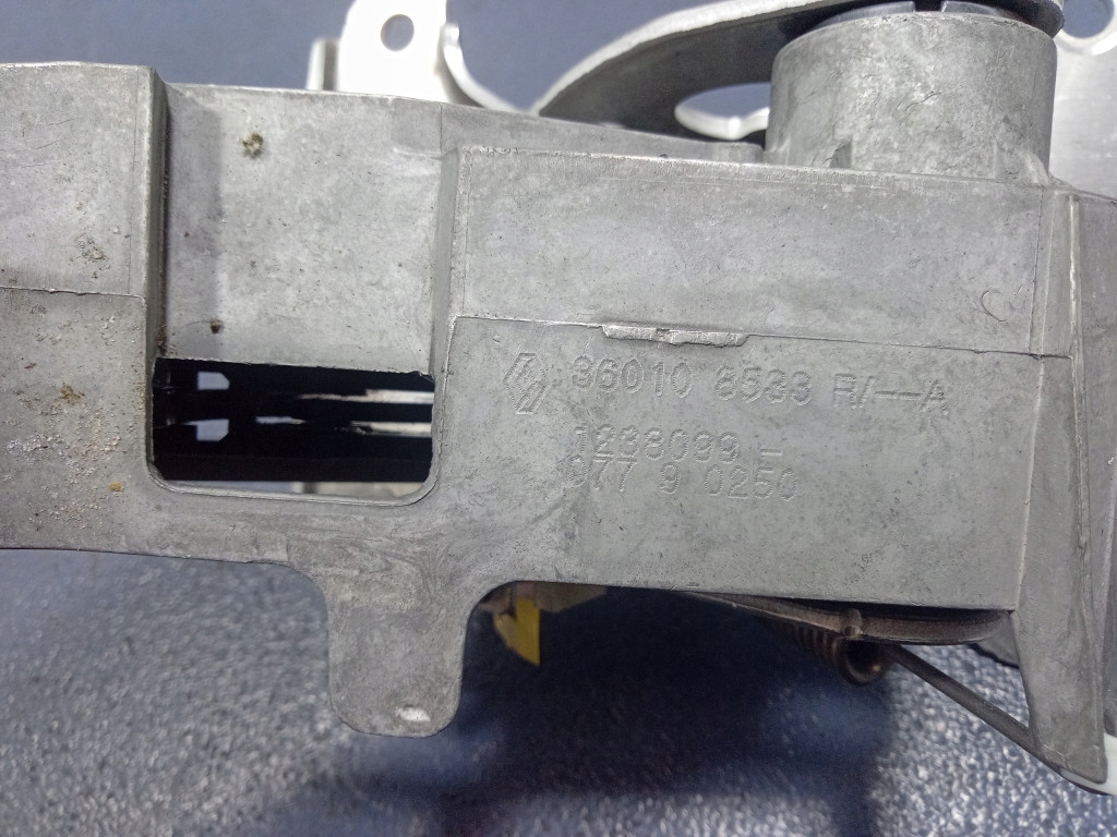 фото №5, Renault megane iv рычаг тормоза ручного 360108533r