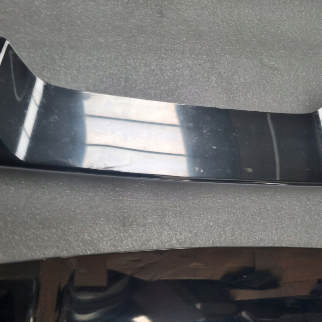 Купити Накладка бампер хром задній mercedes gle ml a1668857600