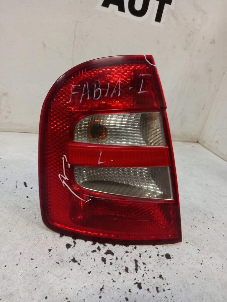 фото №1, Skoda fabia i лампа лівий задня 6y6945095