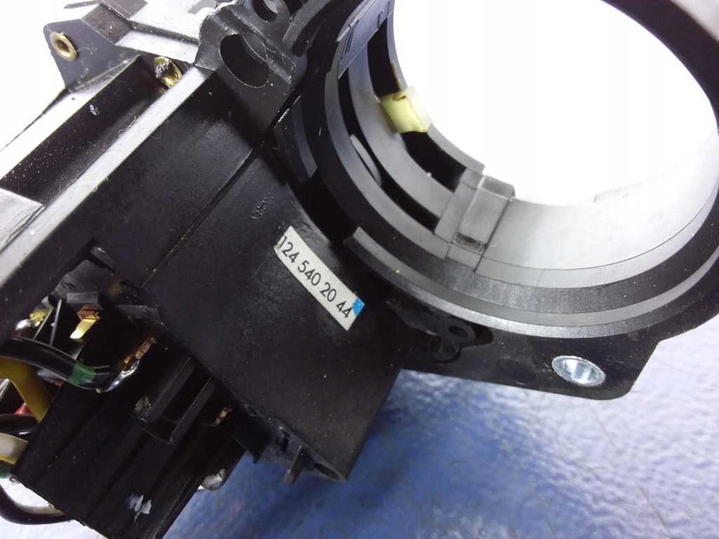 Mercedes e w124 вимикач світла 1245402044 Недорого