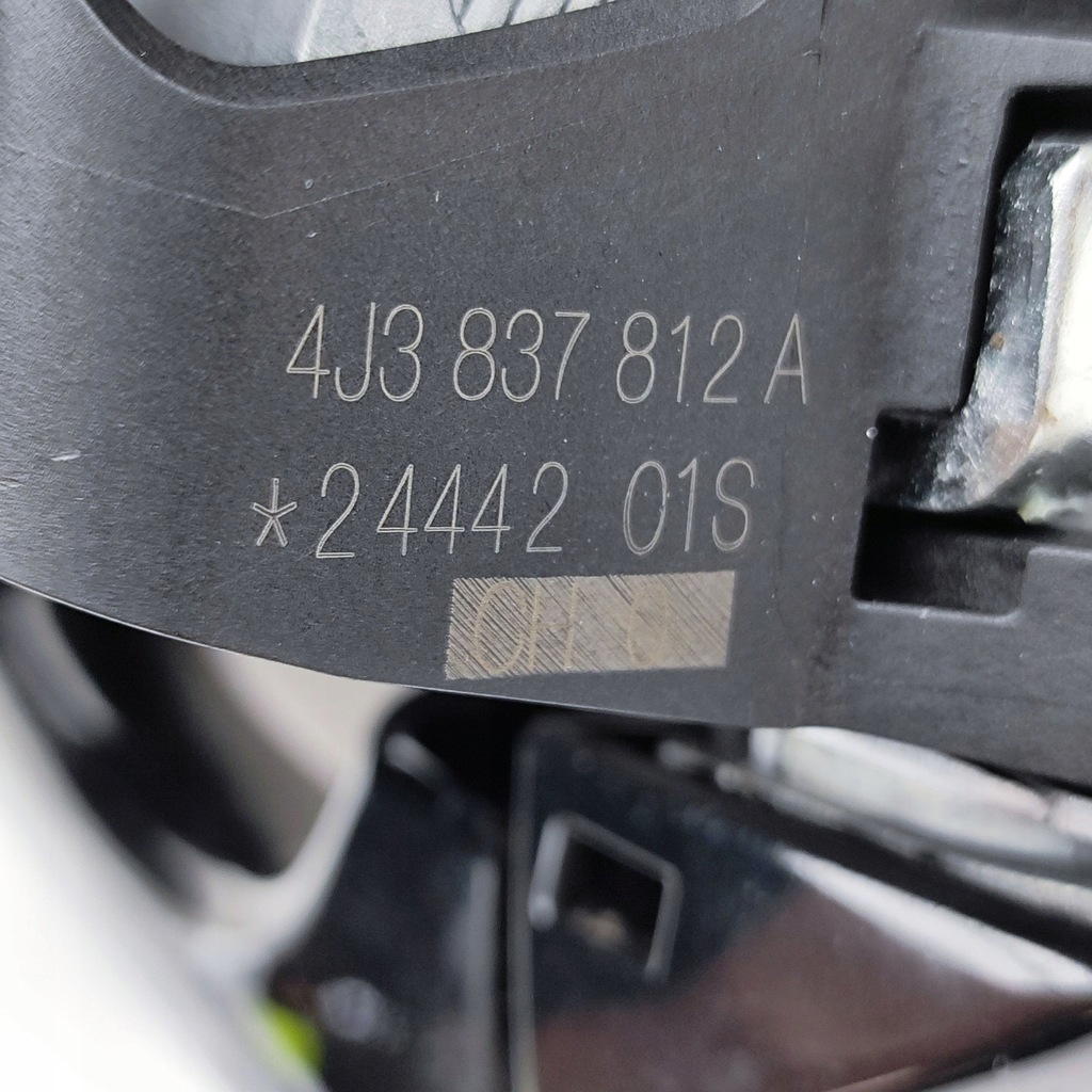 фото №7, Audi e-tron gt 2023 перед сторона правая ручка наружная дверь передних