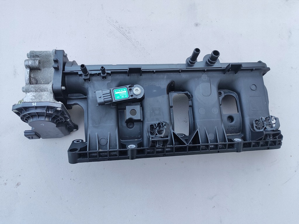 фото №1, Renault 1.2 tce колектор всмоктуючий дросельна заслінка 140030983r