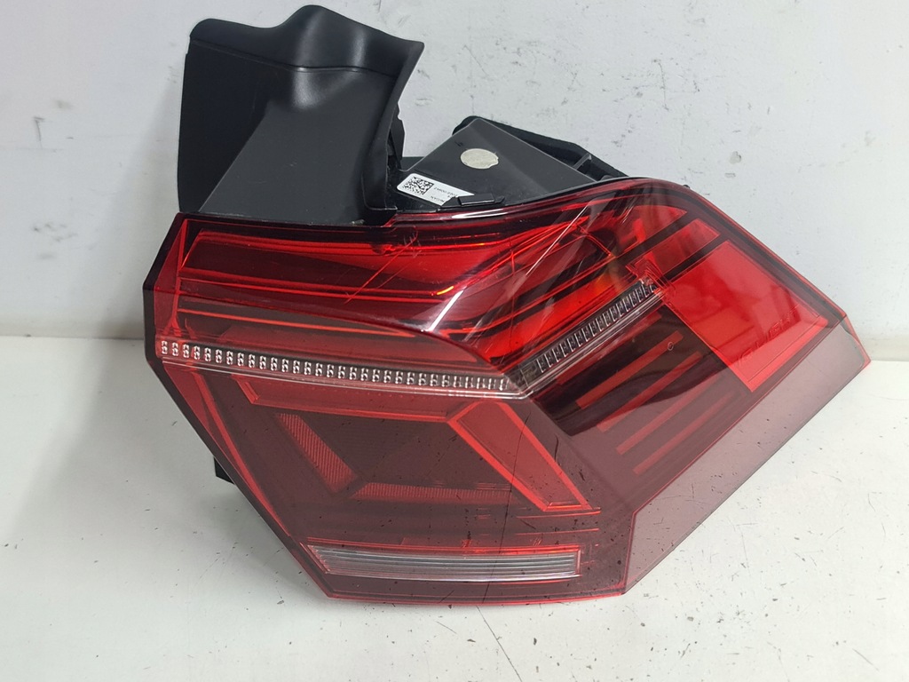 фото №1, Лампа задня права led vw tiguan ii lift 5na945208j