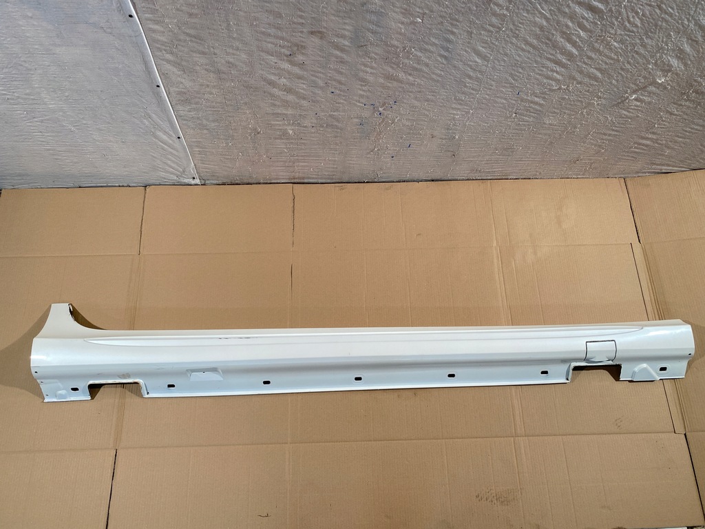 фото №1, Mercedes cls w218 amg lift молдинг поріг права