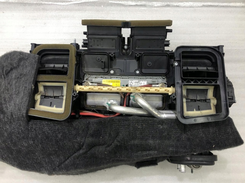 фото №15, Отопитель mercedes c-klasa w204 a2048300962