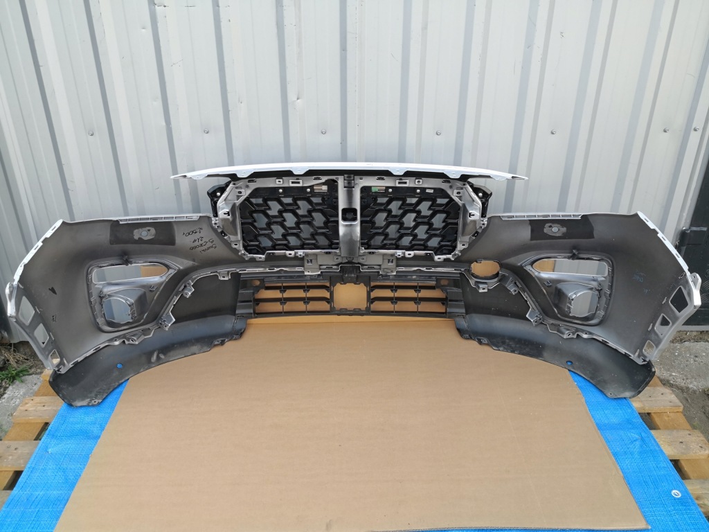 фото №16, Suzuki s-cross 21- бампер перед передний решётка радиатора