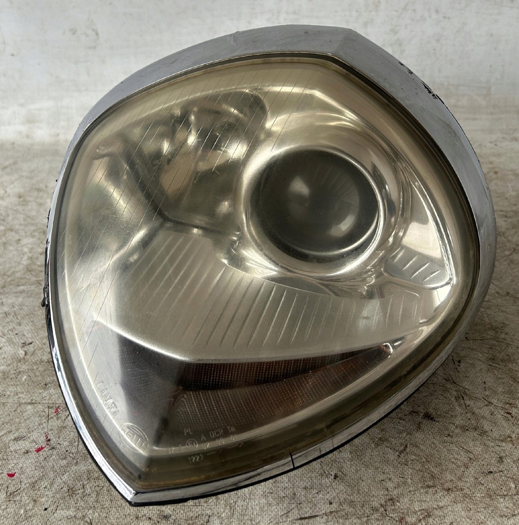 фото №1, Лампа передняя левая ксенон lancia thesis 15492500