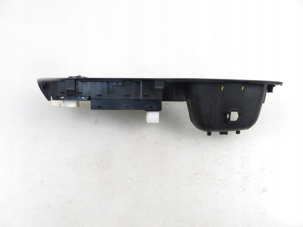 фото №8, Панель вікон kia ceed i sw 823511h110