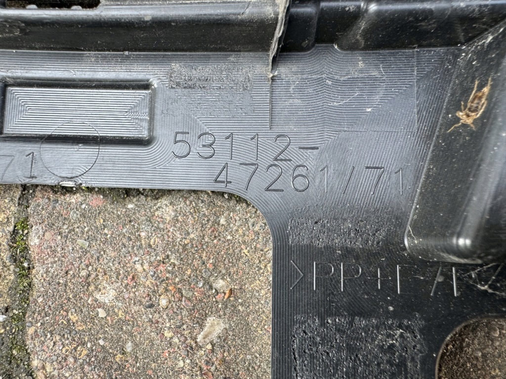 фото №9, Решітка радіатора решітка радіатора бампера toyota prius iv prime 53112-47261