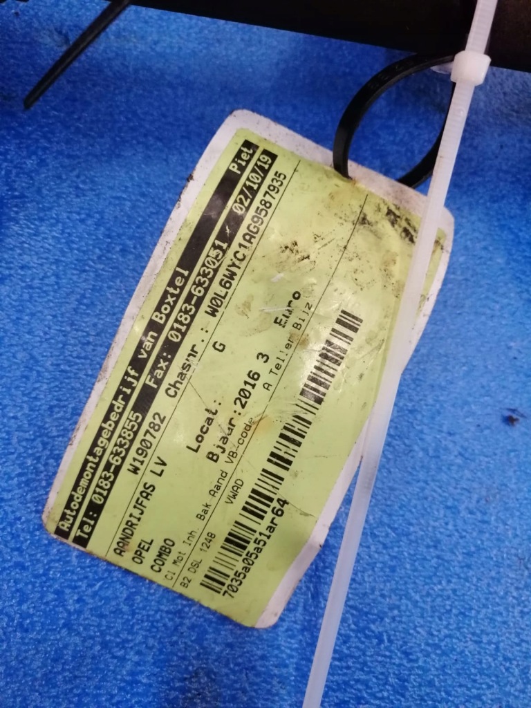 фото №4, Приводной вал правая opel combo 1.3 cdti 16r 51961287