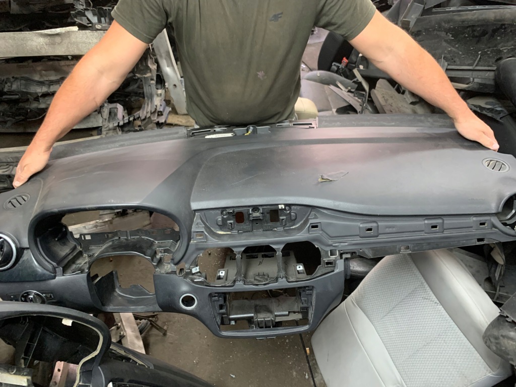 фото №1, Mercedes b klasa w246 панель приладів консоль pulpit оригінал неушкоджена