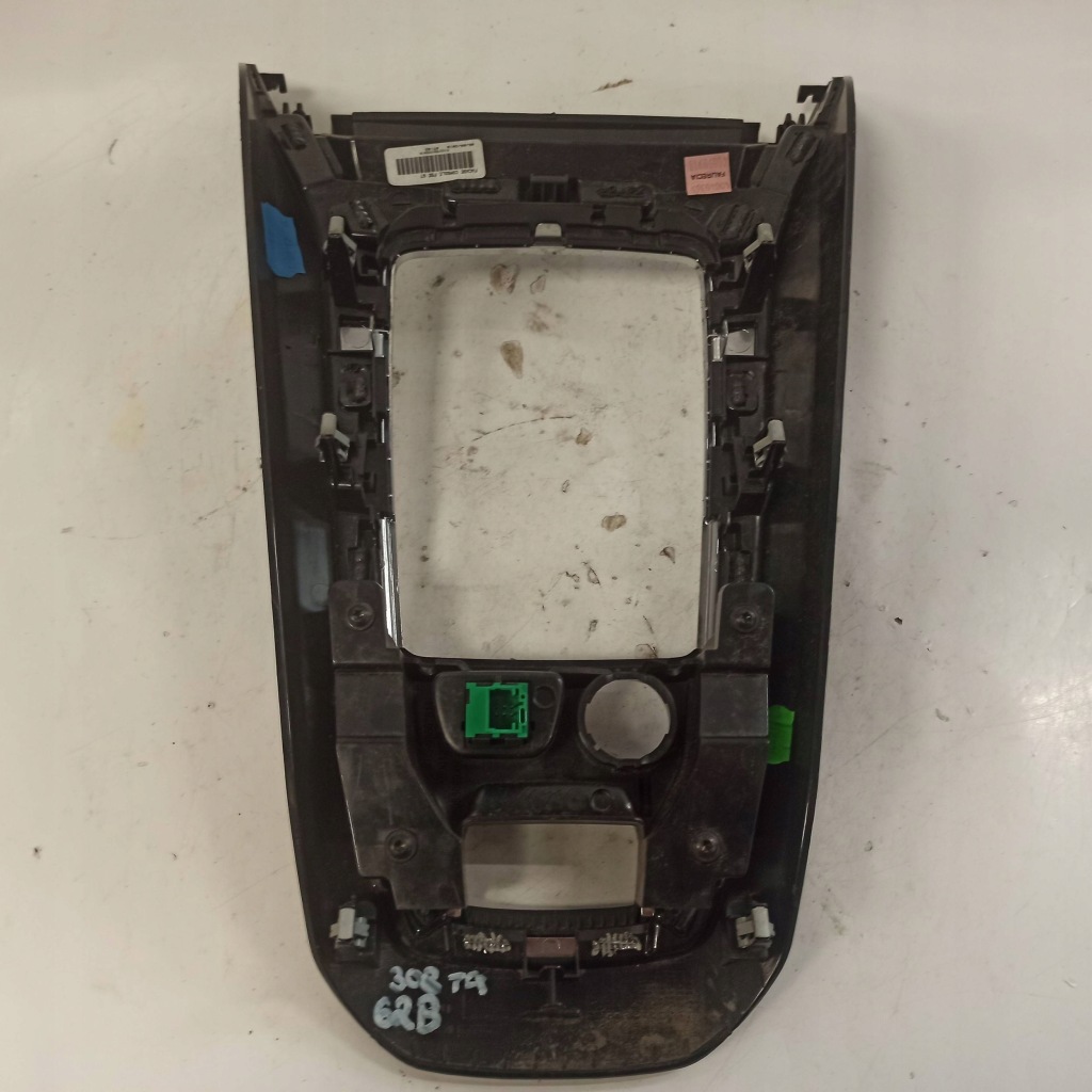 Купить Peugeot 308 t9 декоративная  консоли центральной 98088089xu