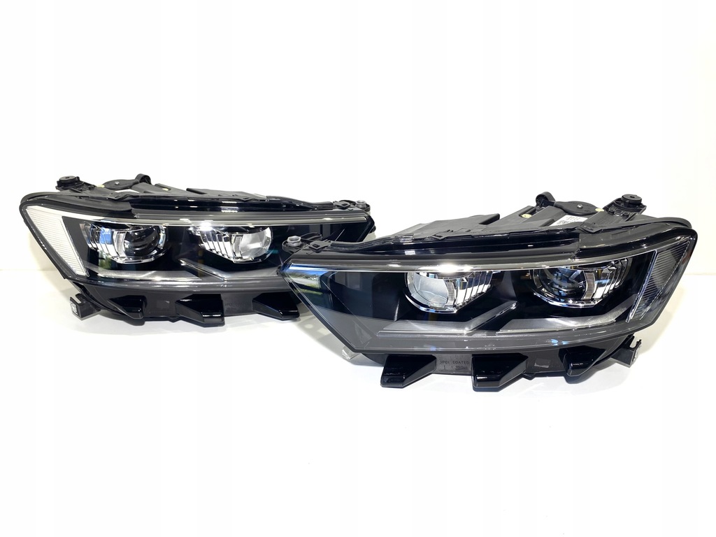 фото №1, Лампа full led vw t-roc 2ga941035g 2ga941036g p/l