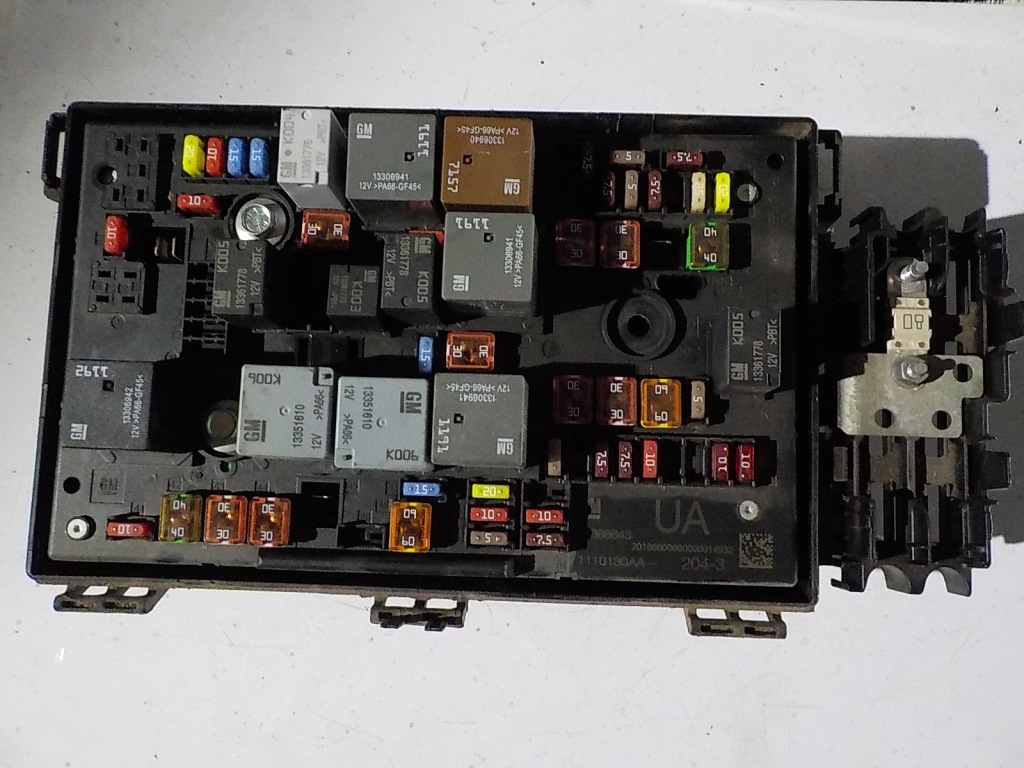 Купить Opel astra j bsi модуль uch 13368643 ua