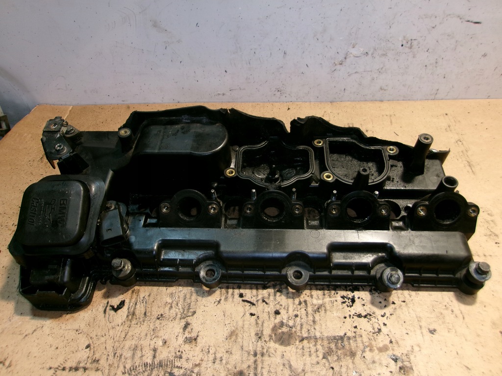 фото №1, Крышка клапанов land rover freelander td4