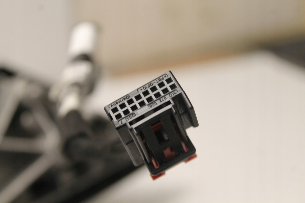 фото №6, Дзеркало праве skoda octavia iv 19r- 6 pinów 9156