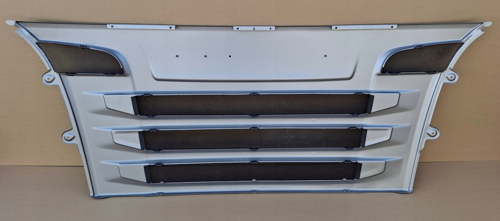 фото №7, Scania r xpi капот решітка радіатора емблема лист оригінал