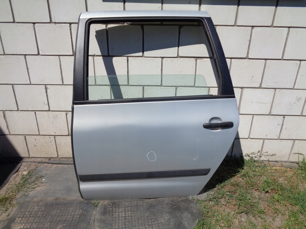 фото №1, Seat alhambra дверь левый задняя lb7z