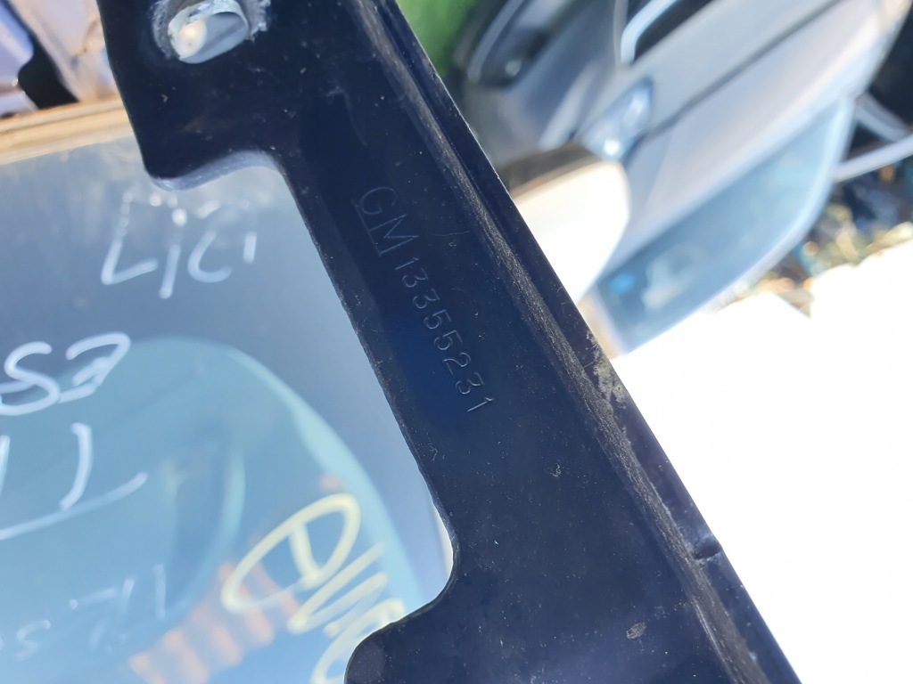 Петля капот лівий правий opel adam Доставка