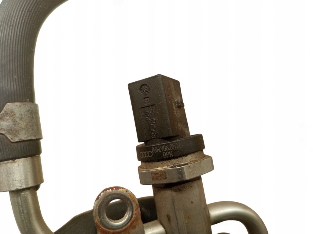 фото №7, Porsche macan 95b 94611023503 шланг паливний