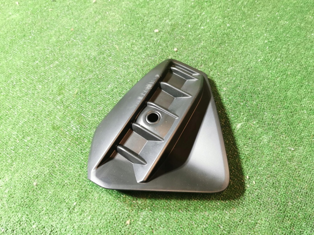 фото №7, Решётка правая бампера перед передний audi q4 e-tron 89a 89a807682