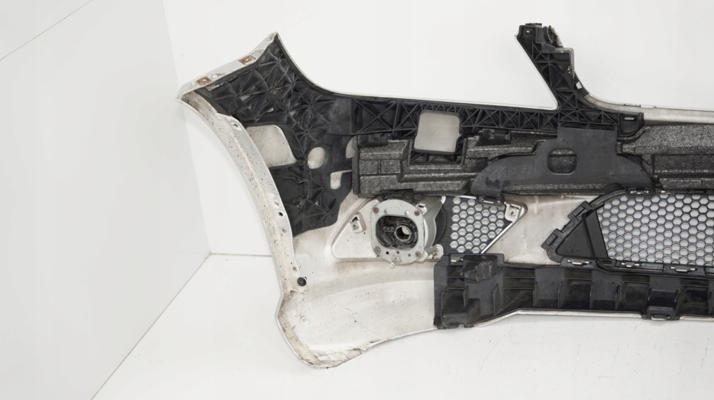Бампер перед передний mercedes w204 07-11r 775 Цена