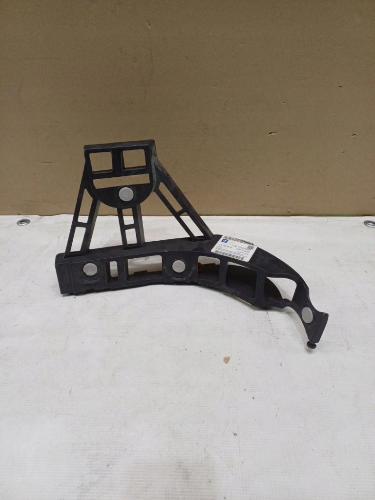 фото №1, Направляющая кронштейн бампера opel vectra c 13100355